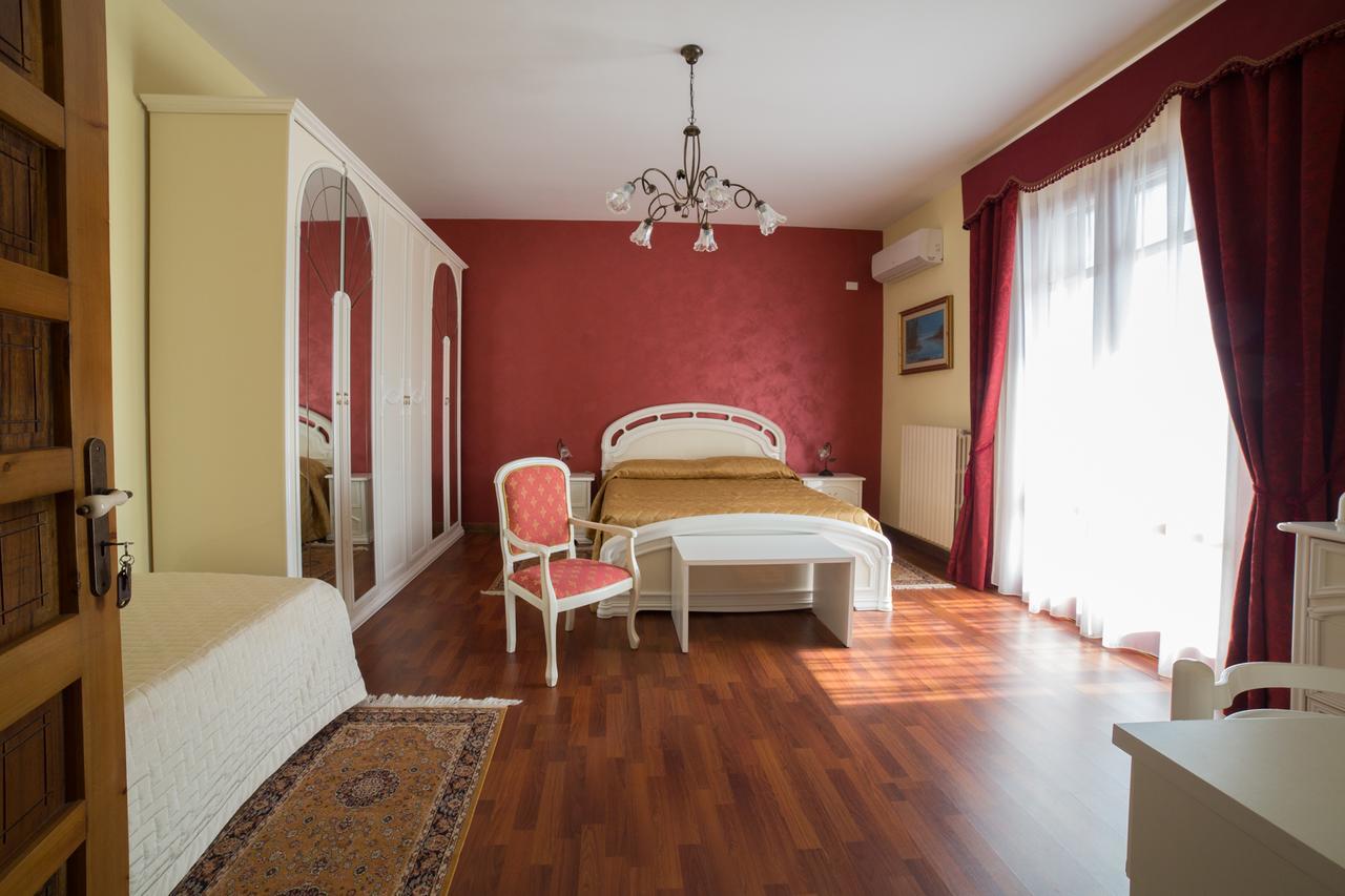 B&B Diamante Nissoria Eksteriør billede